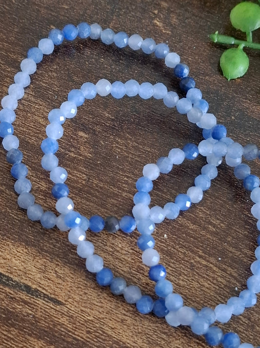 Facet geslepen blauwe avonturijn armband