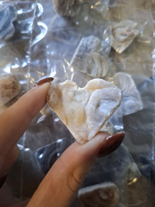 Chalecedoon hart magneet