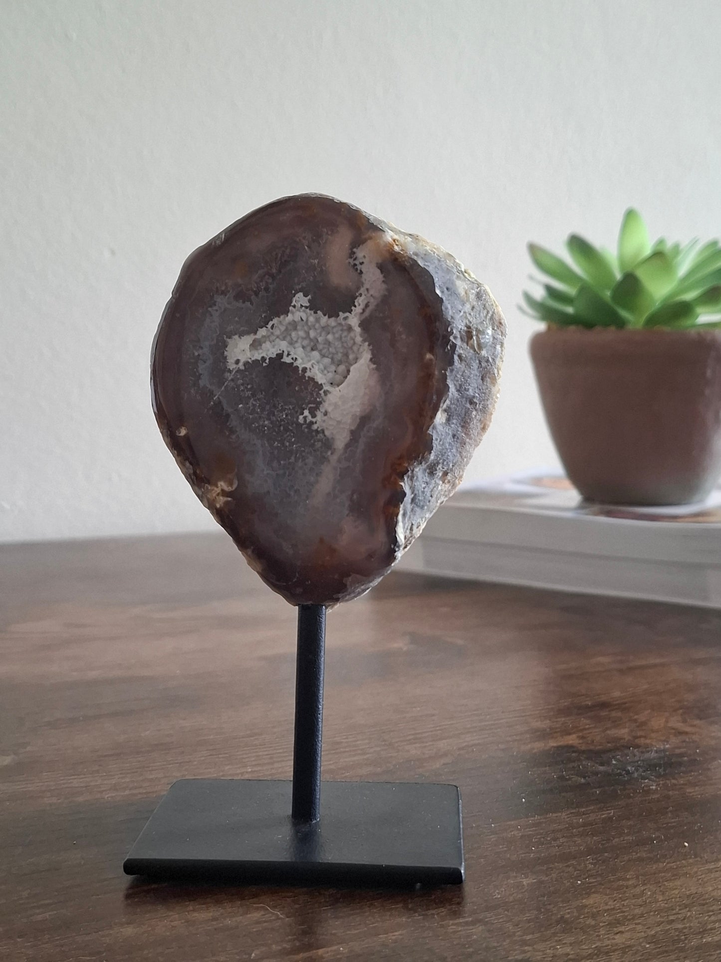 Agaat op standaard nr6